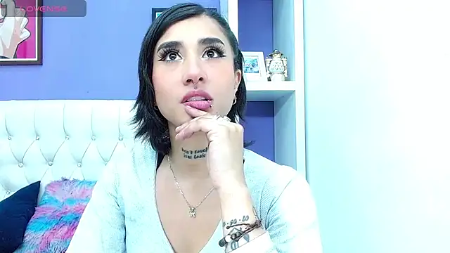 Snapshot of aliss-diaz chatting on 10, 2, 2025 aliss-diaz online show from 10, 2, 2025