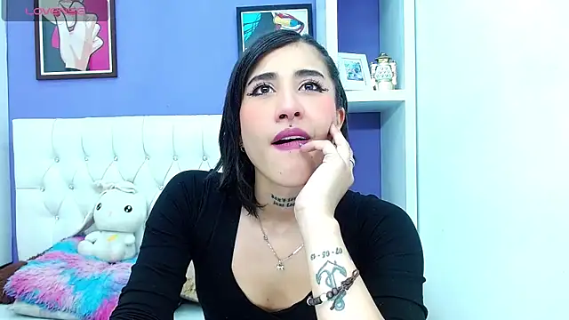 Snapshot of aliss-diaz chatting on 14, 2, 2025 aliss-diaz online show from 14, 2, 2025