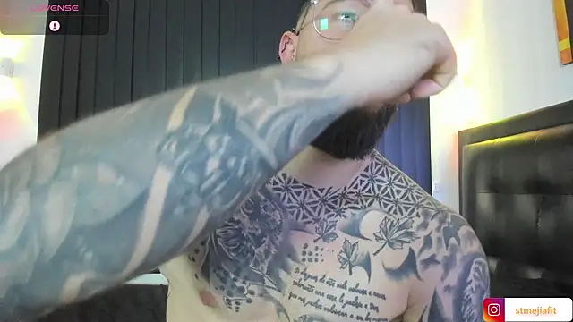 Snapshot of connor_santtos chatting on 14, 2, 2025 connor santtos online show from 14, 2, 2025