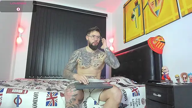 Snapshot of connor_santtos chatting on 11, 3, 2025 connor santtos online show from 11, 3, 2025