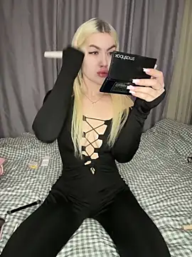 Snapshot of Cute_Barbieee_ chatting on 19, 12, 2024 Cute Barbieee online show from 19, 12, 2024