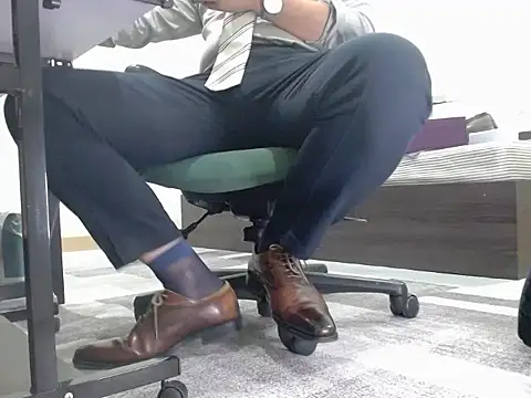 Snapshot of softlyS chatting on 24, 12, 2024 softlyS online show from 24, 12, 2024