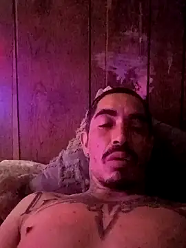 Snapshot of realoneNocap chatting on 13, 11, 2025 realoneNocap online show from 13, 11, 2025