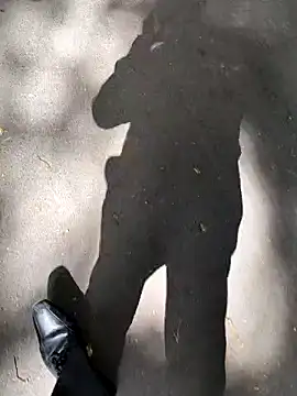 samee00721 online show from 6, 10, 2025