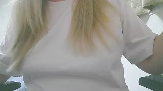 Snapshot of Remi_official chatting on 6, 8, 2026 Remi official online show from 6, 8, 2026