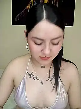 Snapshot of Emily-Hott- chatting on 26, 12, 2024 Emily-Hott- online show from 26, 12, 2024