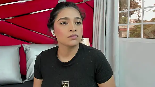 AdeleGray online show from 3, 2, 2025