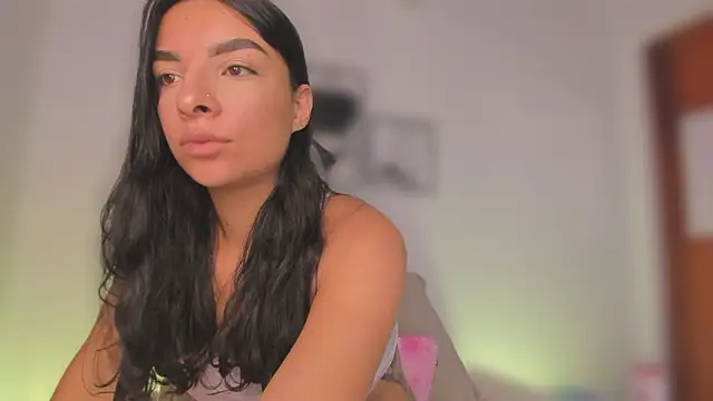 Snapshot of 777AylinZ chatting on 3, 2, 2026 777AylinZ online show from 3, 2, 2026