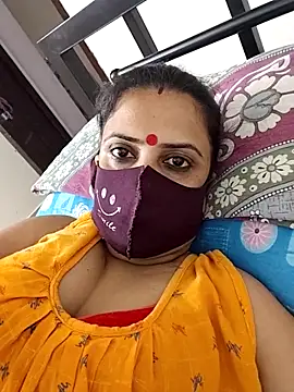 Snapshot of Cute-manisha chatting on 18, 5, 2026 Cute-manisha online show from 18, 5, 2026