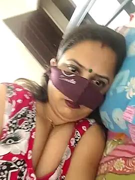 Snapshot of Cute-manisha chatting on 25, 5, 2026 Cute-manisha online show from 25, 5, 2026