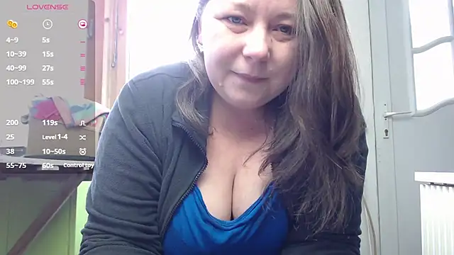 KasiaPrivat online show from 4, 1, 2025