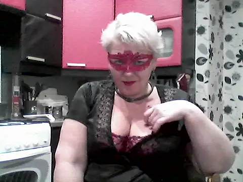 Lisa Suzie online show from 11, 3, 2026