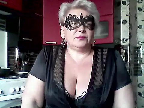Lisa Suzie online show from 31, 3, 2026