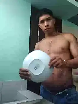 Snapshot of maximo_vega_newv chatting on 20, 12, 2024 maximo vega newv online show from 20, 12, 2024