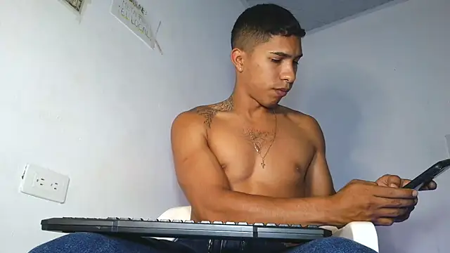 maximo vega newv online show from 11, 2, 2026