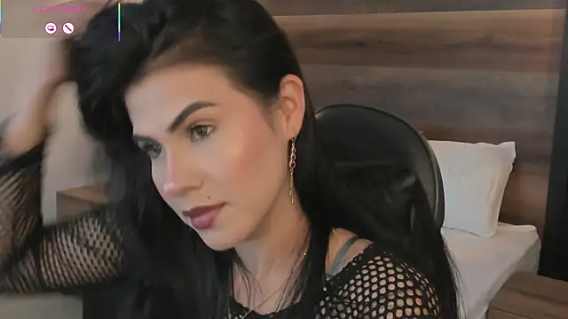 stephanya  online show from 5, 3, 2026