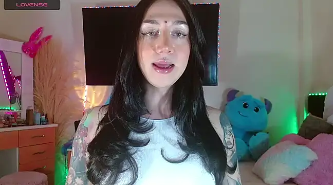 Snapshot of karla_zambrano chatting on 7, 12, 2024 karla zambrano online show from 7, 12, 2024