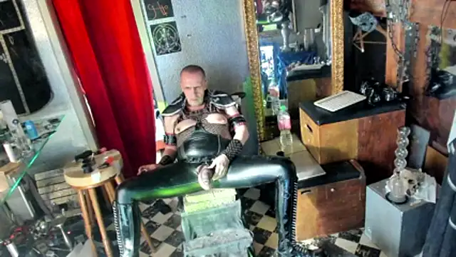 Snapshot of BULGEDEMON chatting on 15, 3, 2026 BULGEDEMON online show from 15, 3, 2026