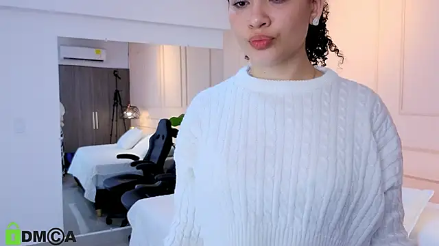 SHARONN     online show from 29, 9, 2025