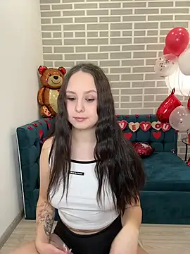 BeatriceReeves online show from 12, 2, 2026