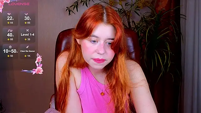 Snapshot of Penny_Staaar chatting on 16, 9, 2025 Penny Staaar online show from 16, 9, 2025