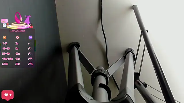 Tamaraa Serra online show from 23, 10, 2025