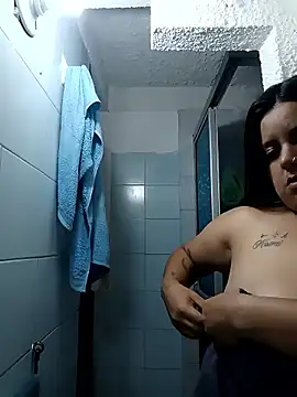 Snapshot of tuty_Tap chatting on 9, 1, 2026 tuty Tap online show from 9, 1, 2026