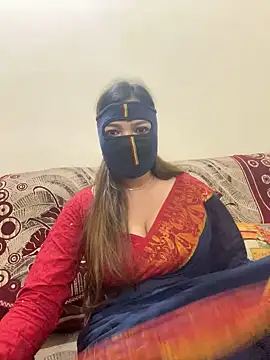 Snapshot of HoneyBearCpl chatting on 21, 2, 2025 HoneyBearCpl online show from 21, 2, 2025