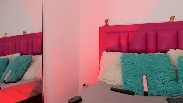 Snapshot of luna_kyong chatting on 11, 12, 2024 luna kyong online show from 11, 12, 2024