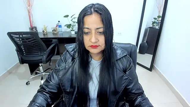 Adele Sweett online show from 26, 2, 2025