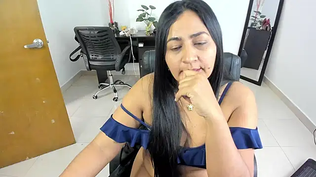 Adele Sweett online show from 10, 3, 2025