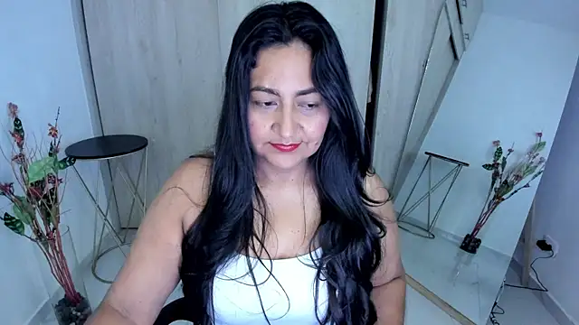 Adele Sweett online show from 28, 5, 2026