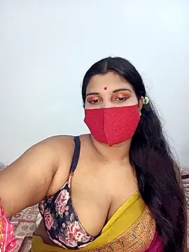 Snapshot of Hot-Angel_ chatting on 4, 10, 2025 Hot-Angel online show from 4, 10, 2025