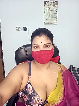 Snapshot of Hot-Angel_ chatting on 7, 10, 2025 Hot-Angel online show from 7, 10, 2025