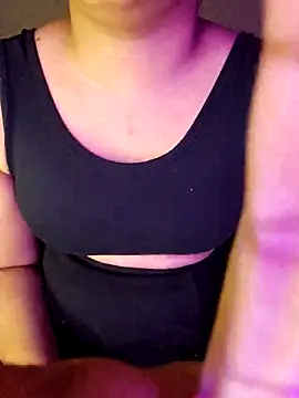 Olivia3 online show from 21, 10, 2025