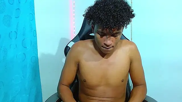 Snapshot of Black_Diamon_ chatting on 6, 2, 2025 Black Diamon online show from 6, 2, 2025