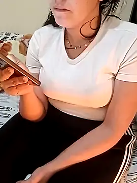 Snapshot of ShadiaStar chatting on 27, 2, 2025 ShadiaStar online show from 27, 2, 2025