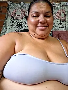 Snapshot of chubby_sexy_big_tits chatting on 17, 9, 2025 chubby sexy big tits online show from 17, 9, 2025