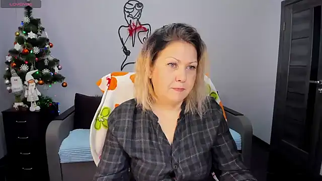 Snapshot of Milana_Blake chatting on 23, 12, 2024 Milana Blake online show from 23, 12, 2024