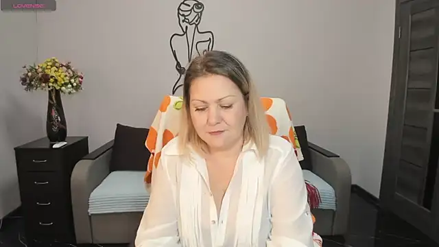 Snapshot of Milana_Blake chatting on 8, 1, 2025 Milana Blake online show from 8, 1, 2025