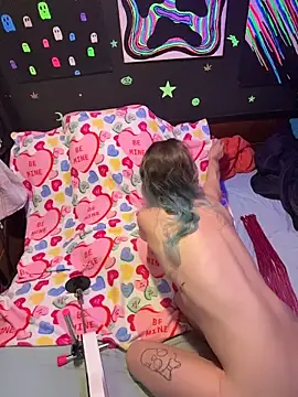 Snapshot of Stonermama666420 chatting on 7, 2, 2026 Stonermama666420 online show from 7, 2, 2026