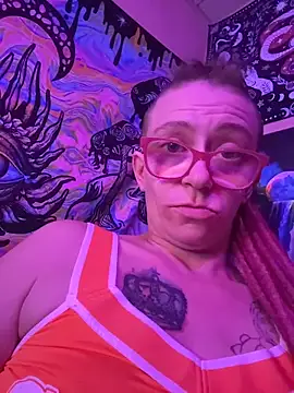 Snapshot of Stonermama666420 chatting on 14, 2, 2026 Stonermama666420 online show from 14, 2, 2026