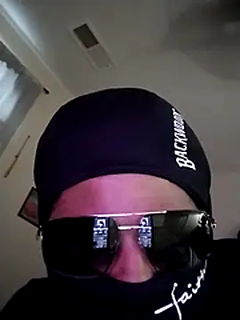 FreakyDu online show from 7, 4, 2026