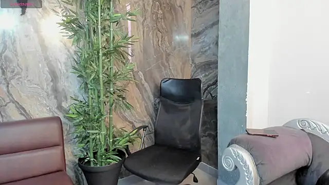 Flynn Riider online show from 11, 10, 2025