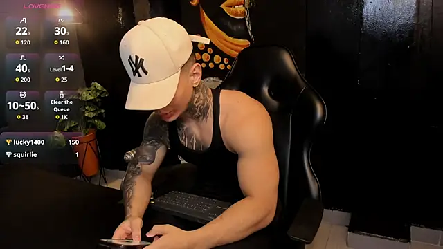 Flynn Riider online show from 17, 11, 2025