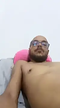 Snapshot of Charly_BC_Dirty chatting on 17, 2, 2025 Charly BC Dirty online show from 17, 2, 2025