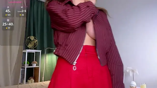 Snapshot of ElvaHilby chatting on 2, 3, 2025 ElvaHilby online show from 2, 3, 2025
