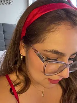 Snapshot of Gabriela-Parker_ chatting on 5, 1, 2025 Gabriela-Parker online show from 5, 1, 2025