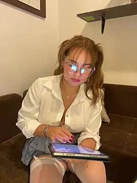 Snapshot of Gabriela-Parker_ chatting on 10, 1, 2025 Gabriela-Parker online show from 10, 1, 2025