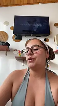 Snapshot of Gabriela-Parker_ chatting on 19, 2, 2025 Gabriela-Parker online show from 19, 2, 2025